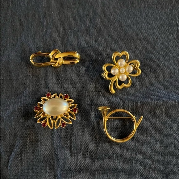 Vintage Set of 4 Gold Tone‎ Brooch Pins from 1980s - Picture 3 of 4